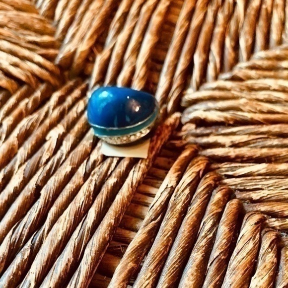✨💙✨ Cache Two Tone Blue Enamel Design Silver Ring w Rhinestones ✨💙✨Size 6✨💙✨ - Picture 8 of 8